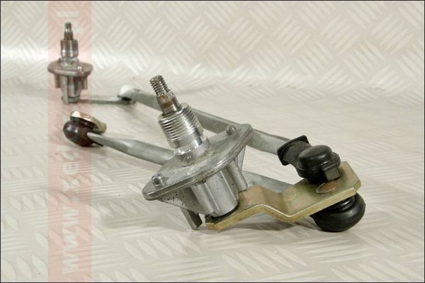 MECHANIZM WYCIERACZEK MAZDA DEMIO 98 5D