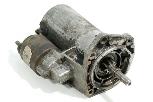 ROZRUSZNIK VW GOLF III 1H1 93 1.4 8V 036911023S