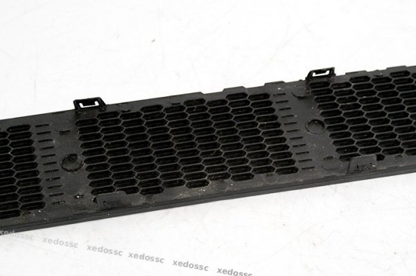 ATRAPA W ZDERZAK NISSAN ALMERA N16 02|} FV