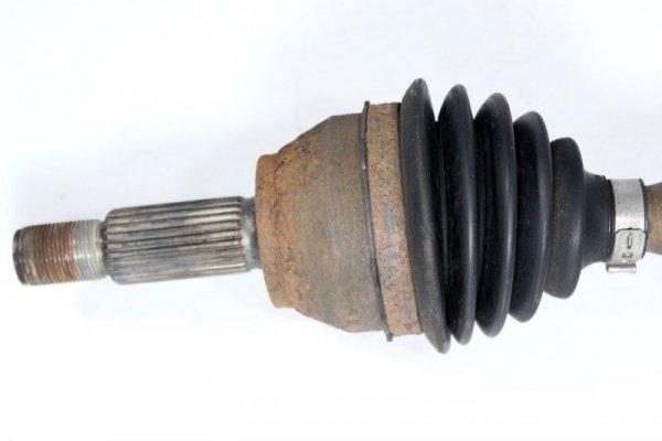 PÓŁOŚ LEWA KRÓTKA FORD FUSION JU 06 1.4