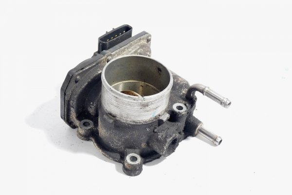 Przepustnica Toyota Avensis T27 2009 2.0D4D Sedan