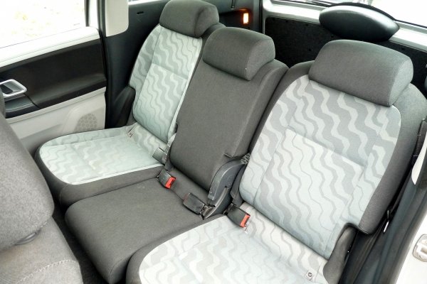 _Błotnik przód lewy Skoda Roomster 5J 2007 (2006-2010) (kod lakieru: LF7T)