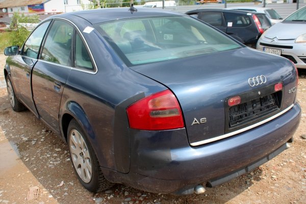 Audi A6 C5 2004 2.5TDI V6 BAU Quattro Sedan [B]
