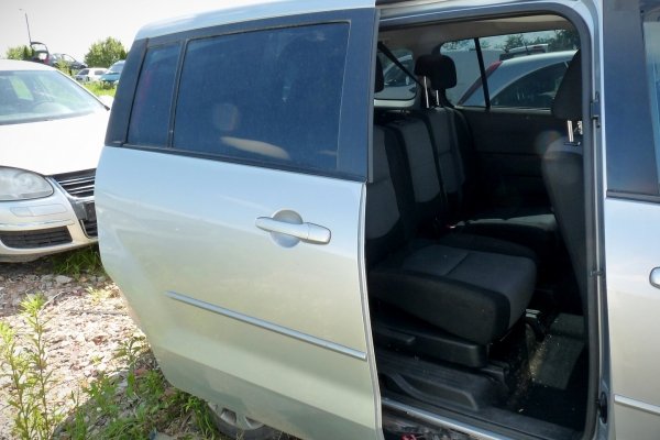 Amortyzator przód prawy Mazda 5 CR 2005 2.0i LFF7 Van