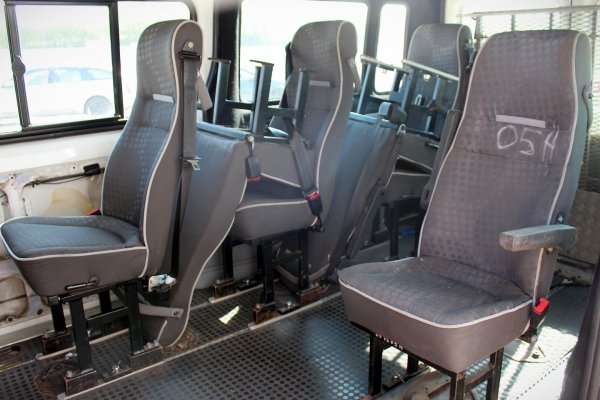 Szyba drzwi przód lewa Ford Transit MK7 2006 Bus