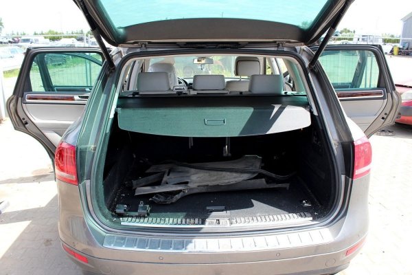 VW Touareg 7P 2012 3.0TSI V6 HYBRID CGEA