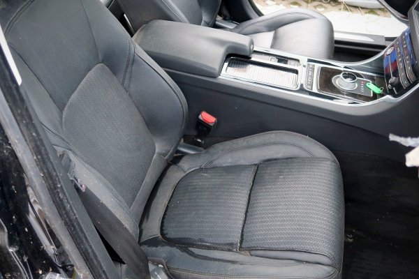 _Szyberdach panorama Jaguar XF X260 2016 Sedan