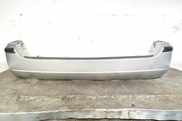 Zderzak tylny tył Ford Focus MK1 1998-2004 Kombi