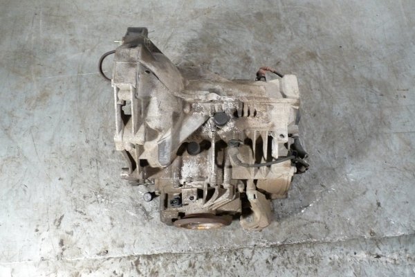 _Skrzynia biegów EPT VW Passat B5 2001 2.0i AZM