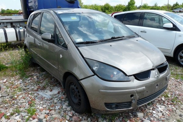 Zamek drzwi tył prawy Mitsubishi Colt VI Z30 2007 Hatchback 5-drzwi