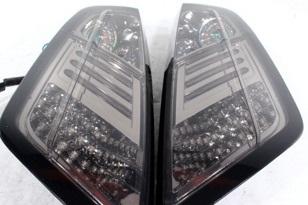 Lampa tył lewa prawa komplet Fiat Grande Punto 2009 5D