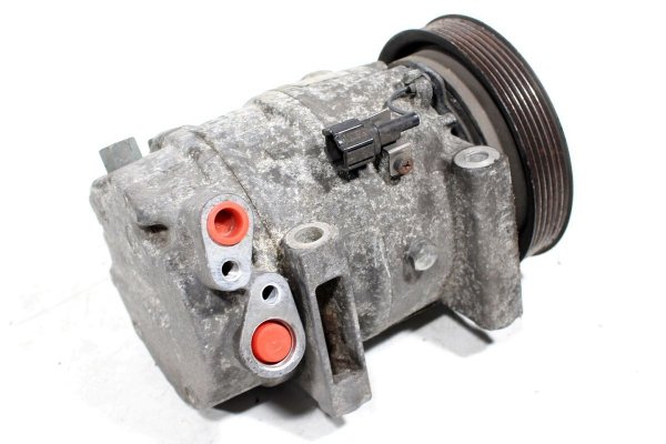 _Sprężarka klimatyzacji Nissan Maxima QX A32 1995 3.0 V6