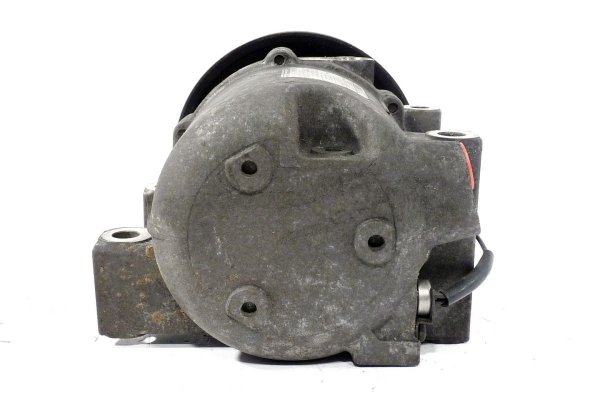Sprężarka pompa klimatyzacji Nissan Primera P11 1996-2002 2.0i 16V