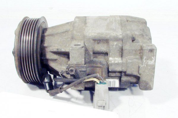 Sprężarka klimatyzacji Toyota Corolla E11 2000 1.6