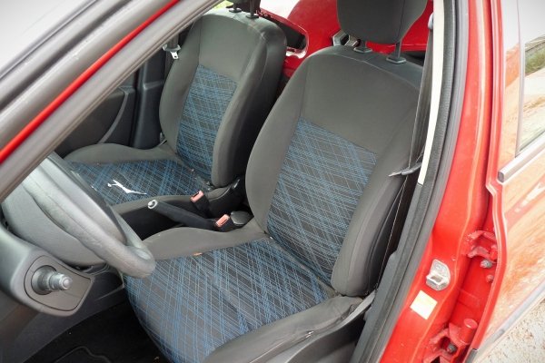 _Drzwi tył prawe Renault Clio III 2008 Hatchback 5-drzwi (kod lakieru: OV727 - RED BRISK BC)