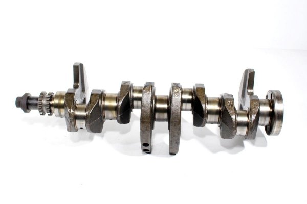 _Wał korbowy Ford Mondeo MK3 2000-2007 1.8i 16V 