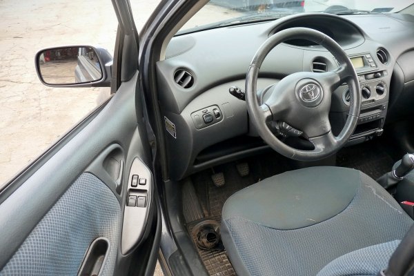 _Drzwi przód lewe Toyota Yaris I Lift 2003-2005 Hatchback 5-drzwi