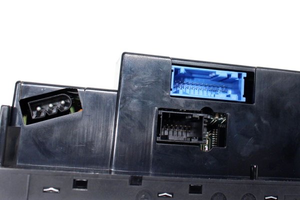 _Panel sterowania klimatyzacji BMW 5 E39 1998