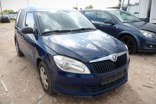 Belka zawieszenia tył Skoda Praktik 5J Lift 2014 (2010-2015) 1.2i CGPA