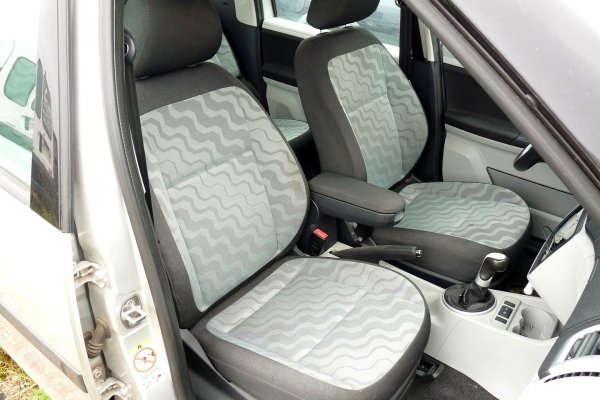 Fotel prawy pasażera Skoda Roomster 5J 2007 (2006-2010) 