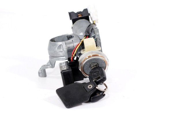 Komputer stacyjka immo Mitsubishi Lancer CS0 2003-2008 1.3i 16V
