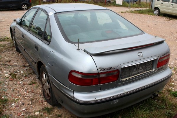 Ława sanki wózek zawieszenia tył Honda Accord V 1996 2.0i F20Z1 Sedan 