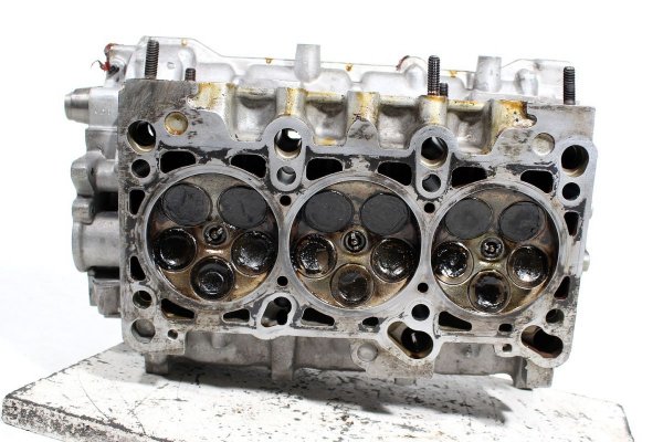 Głowica lewa VW Passat B5 1996-2005 2.8 V6 ACK
