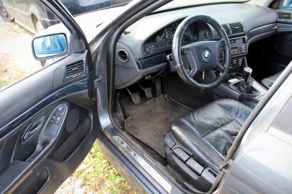 Szyba tył  BMW 5 520 E39 1996 Sedan