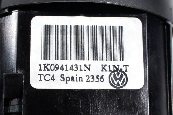 Przełącznik włącznik świateł VW Passat B6 2005-2010 2.0TDI