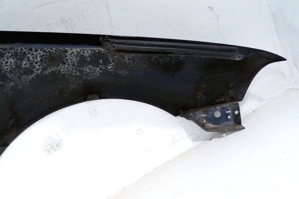 _Błotnik przód lewy VW Passat B5 lift 2000-2003 (Kod lakieru: L041)