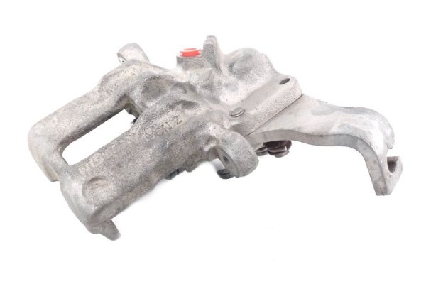 _Zacisk hamulcowy tył prawy Nissan Micra K11 1993-2003 (30mm)