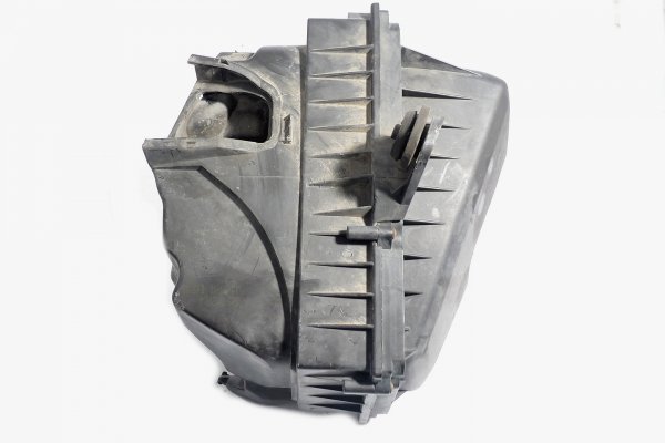 Obudowa filtra powietrza Ford Mondeo MK4 2010 2.0TDCI Kombi