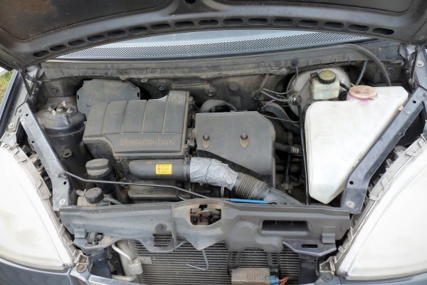 _Sanki belka zawieszenia tył Mazda 5 CR 2005 2.0i 16V Van