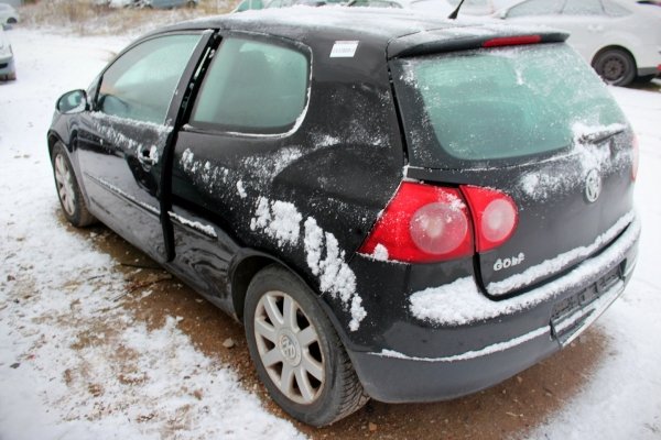 Szyba drzwi przód lewa VW Golf V 1K Hatchback 3-drzwi