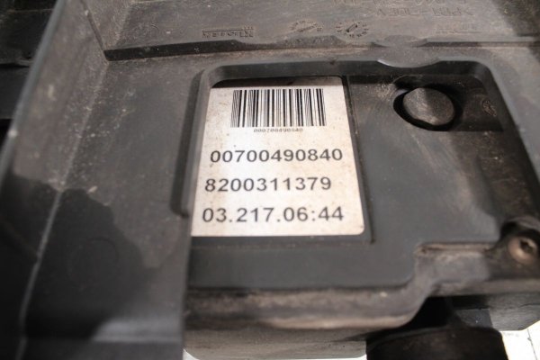 _Hamulec ręczny elektryczny Renault Scenic II 2004 2.0i 16V