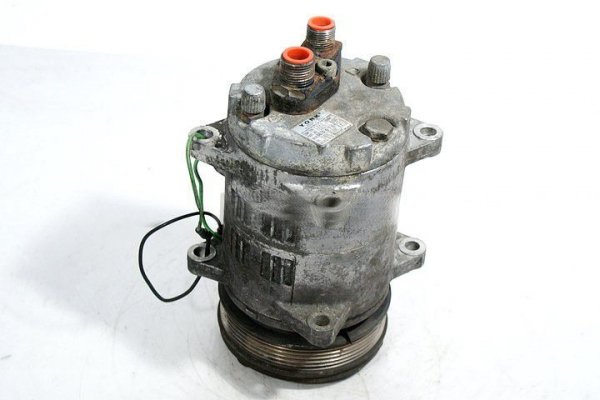 _Sprężarka klimatyzacji Audi 100 1994 2.5TDI
