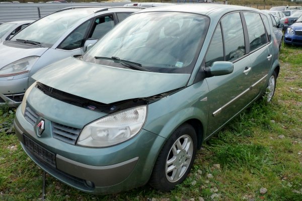 Renault Scenic II 2005 2.0i F4R771 Minivan [B]