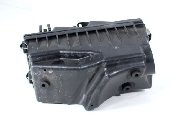 Obudowa filtra powietrza Toyota Avensis T25 2007 2.2D-CAT