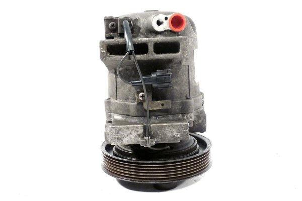 Sprężarka pompa klimatyzacji Nissan Primera P11 1996-2002 2.0i 16V