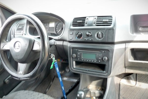 Drzwi tył prawe Skoda Praktik 5J Lift 2014 (2010-2015) (kod lakieru: LF5A)