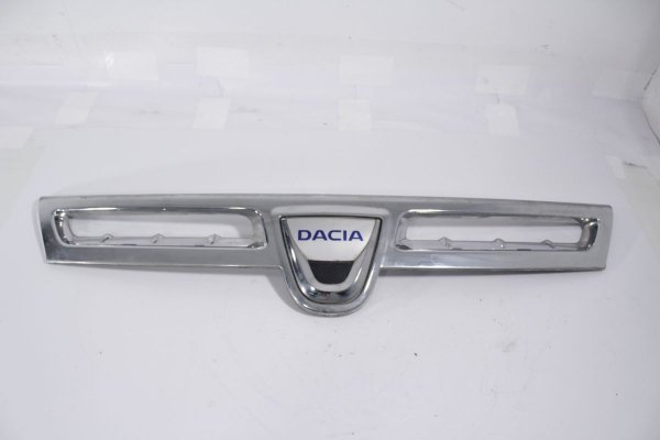 Atrapa grill Dacia Duster 2010