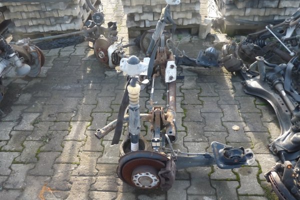 Wózek zawieszenia tył Skoda Octavia II 1Z 2008 2.0TDI BKD Kombi