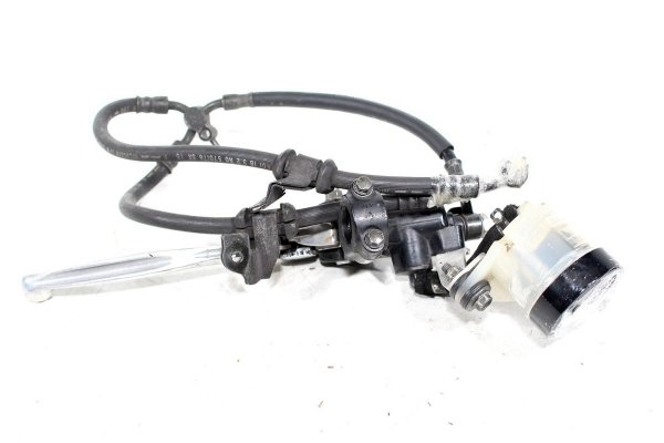 Pompa hamulca przedniego Honda CBR 954RR Fireblade SC50 2002