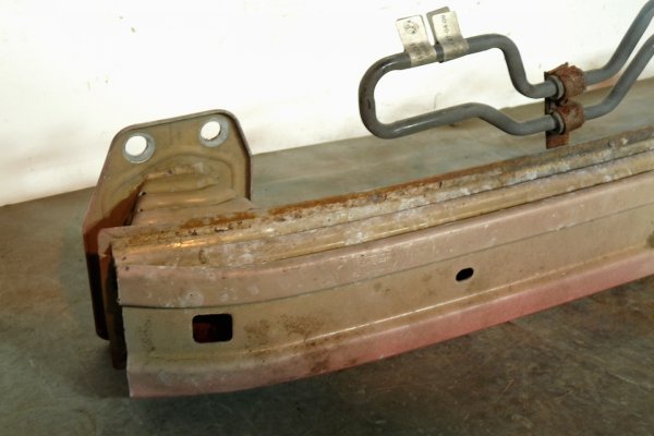 Belka zderzaka przód Peugeot Bipper 2009