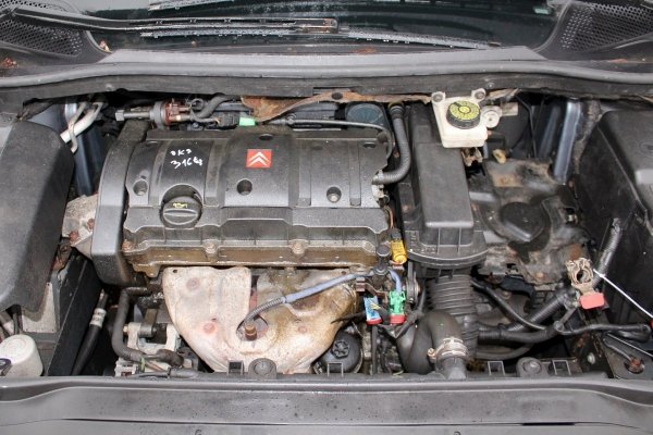 Zderzak tył Citroen C4 2006 1.6i NFU Hatchback 5-drzwi