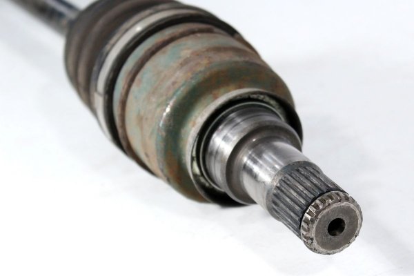Półoś lewa Toyota Yaris XP10 1999-2005 1.0i 16V