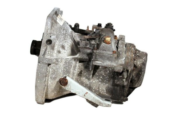 Skrzynia biegów Chrysler Voyager GS 1996-2000 2.4i