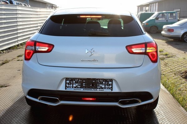_Błotnik przód lewy Citroen DS5 2014 (2011-2015) Hatchback 5-drzwi (kod lakieru: KWED)