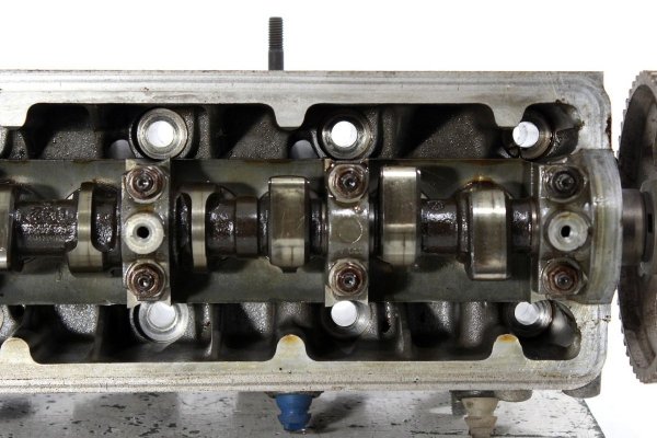Głowica VW Polo 6N 1994-2001 1.4i 8V