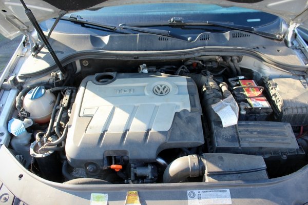 VW Passat B6 2010 2.0TDI CBAB Kombi [B]